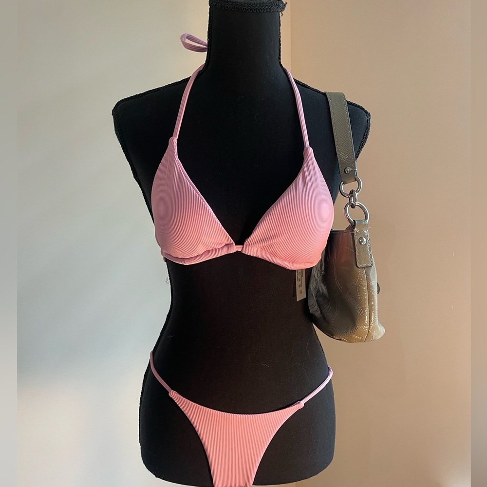 XS pink bikini